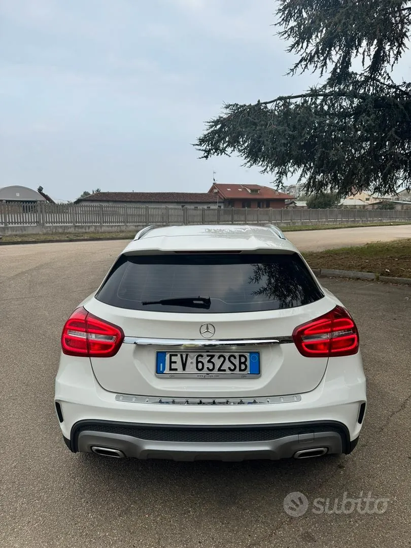 Mercedes-Benz Gla 2014 photo 2