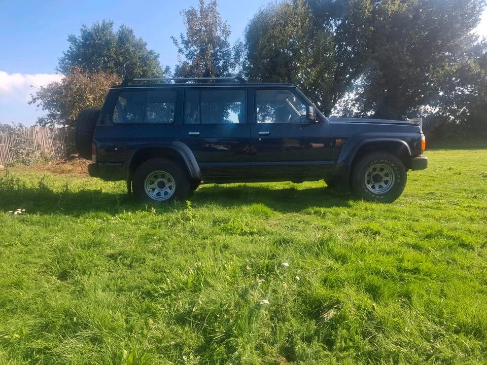 Nissan Patrol Y60