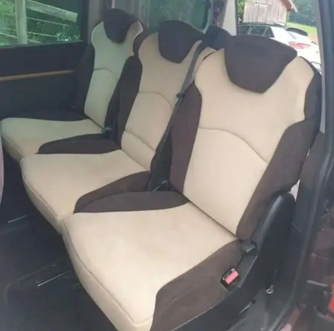 Lancia Phedra 2010 photo 3