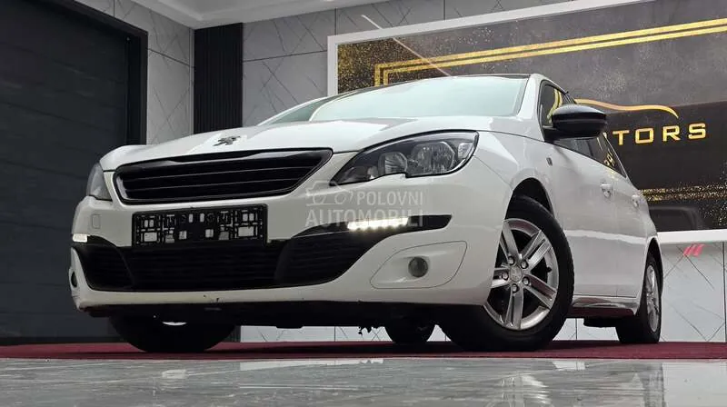 Peugeot 308 2013 photo 2