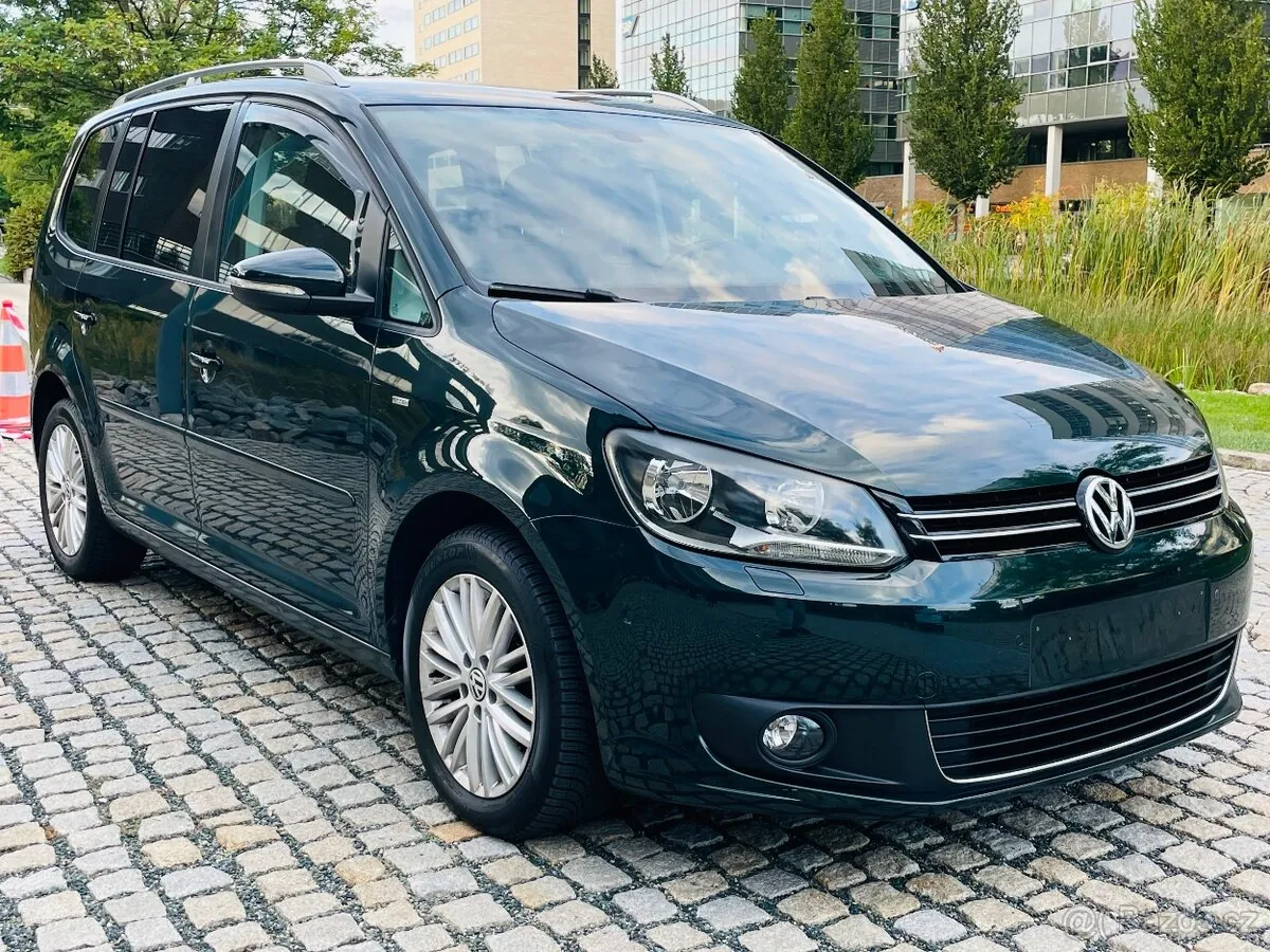 Volkswagen Touran 2014 photo 4