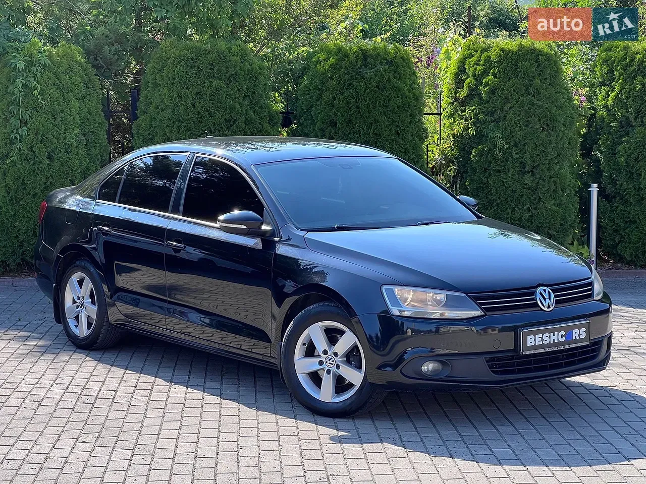 Volkswagen Jetta 2012 photo 3