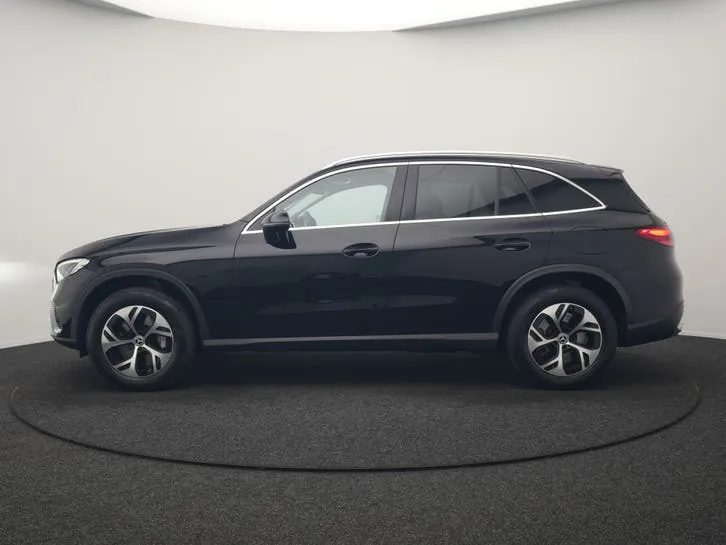 Mercedes-Benz Glc 2023 photo 2