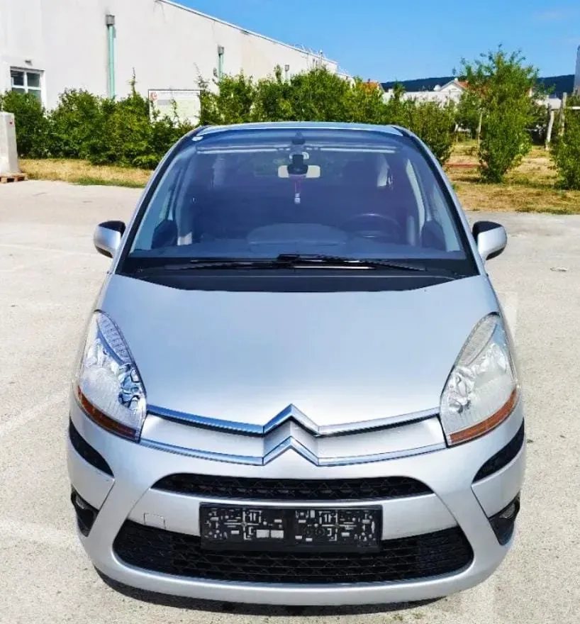 Citroen C4 Picasso 2009 photo 2