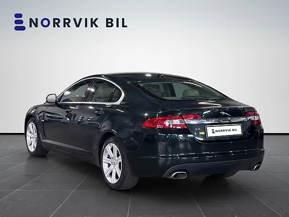 Jaguar Xf 2011 photo 5