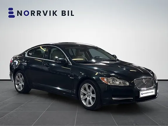 Jaguar Xf 2011 photo 4
