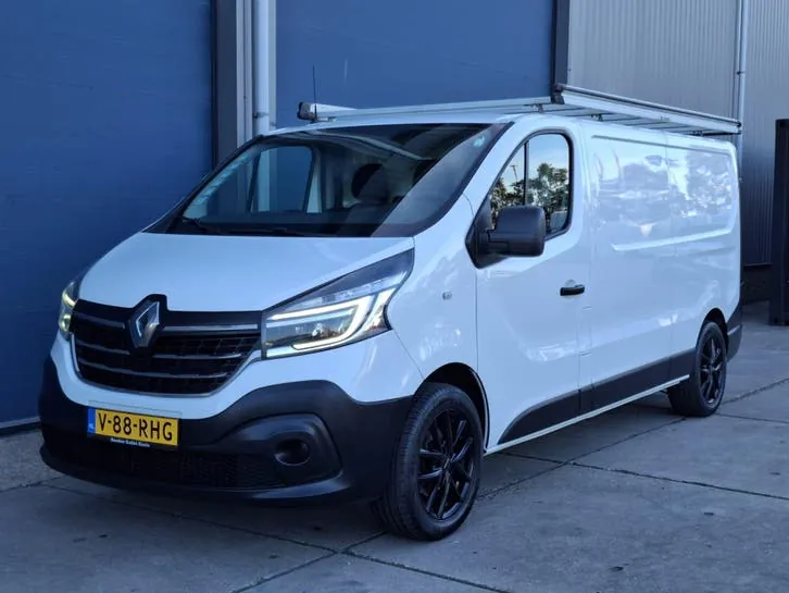 Renault Trafic 2021 photo 3