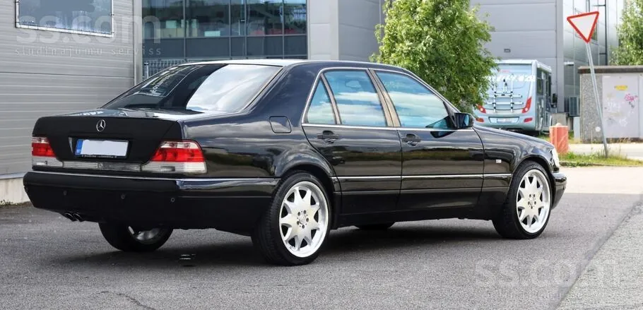 Mercedes-Benz S500 1995 photo 3