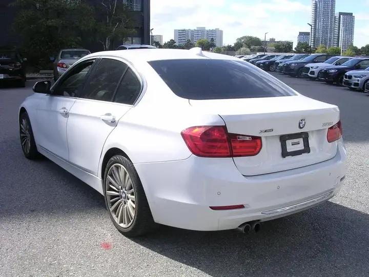 BMW 3 Series 2014 photo 5