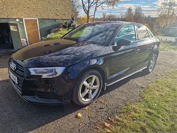 Audi A3 2017 photo 3