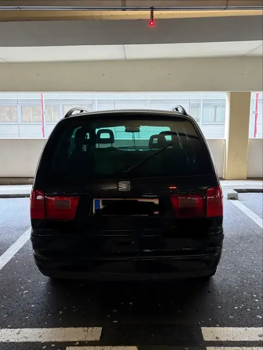 Seat Alhambra 2008 photo 3