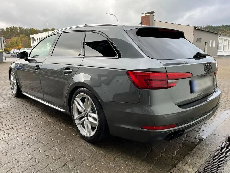 Audi A4 Quattro