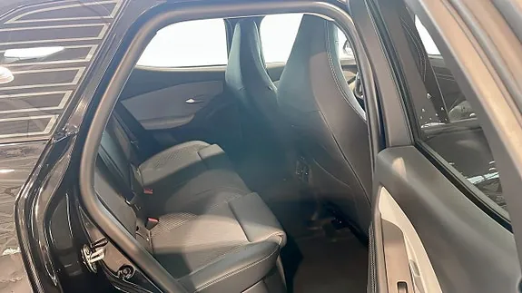 Ford Explorer 2026 photo 5