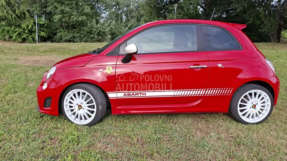 Fiat 500 2015 photo 2