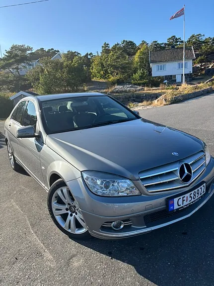 Mercedes-Benz C200 D 2009 photo 4