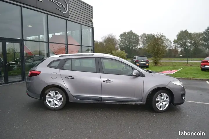 Renault Megane 2013 photo 3