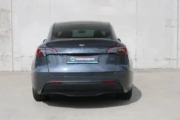 Tesla Model Y 2023 photo 2