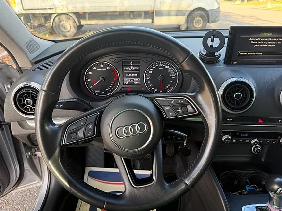 Audi A3 2017 photo 3