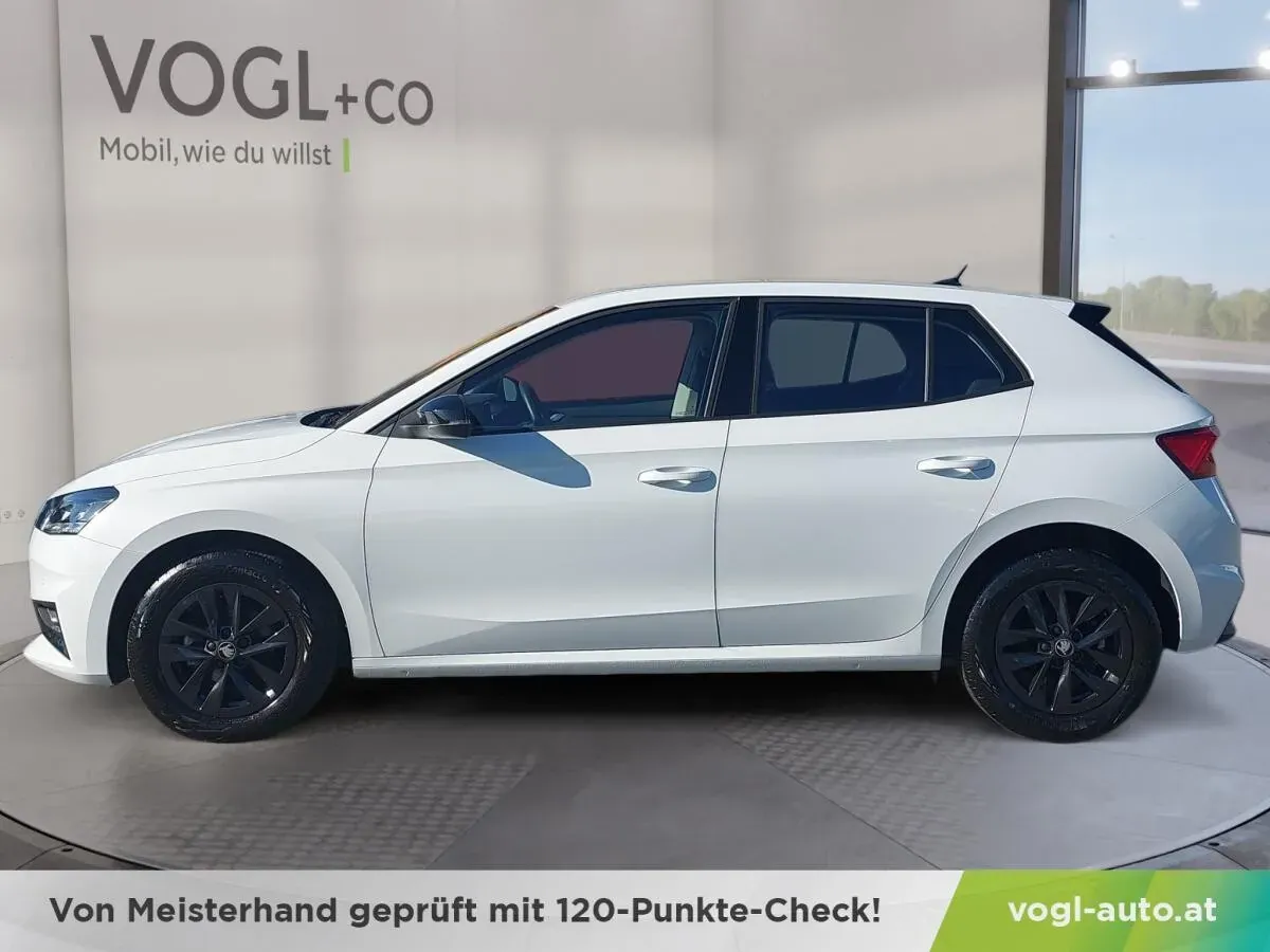 Skoda Fabia 2025 photo 2