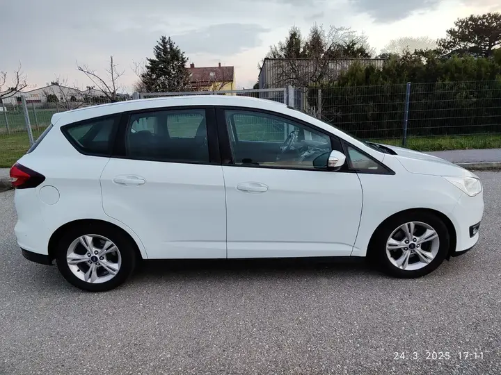 Ford C-Max 2016 photo 2