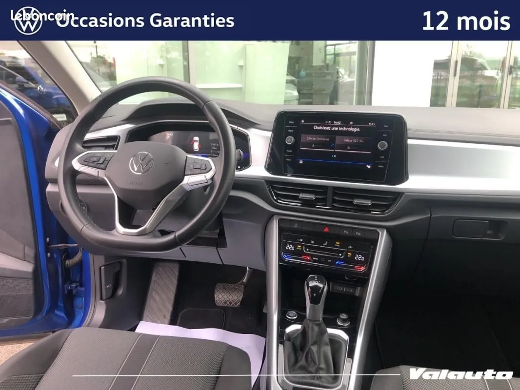 Volkswagen T-Roc 2023 photo 3