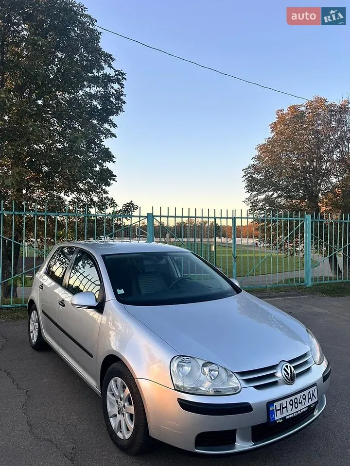 Volkswagen Golf 2004 photo 2