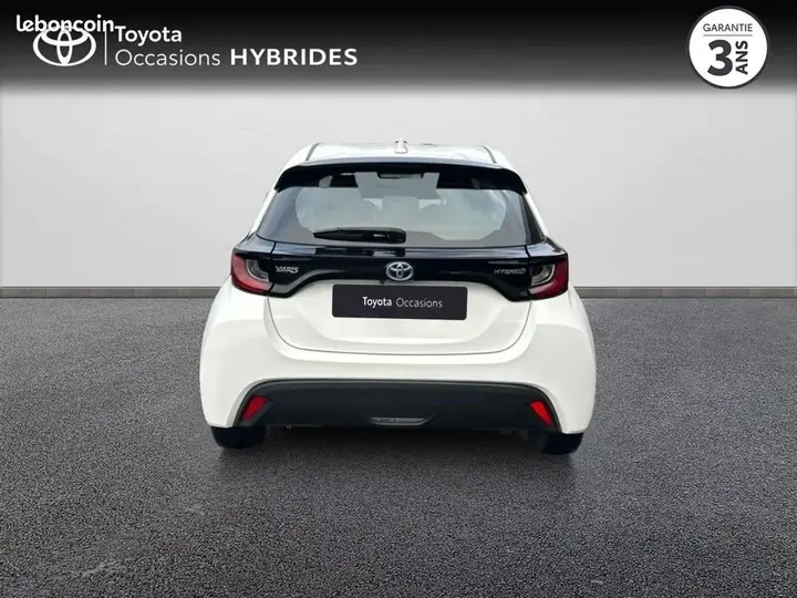 Toyota Yaris 2022 photo 4
