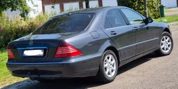 Mercedes-Benz S320