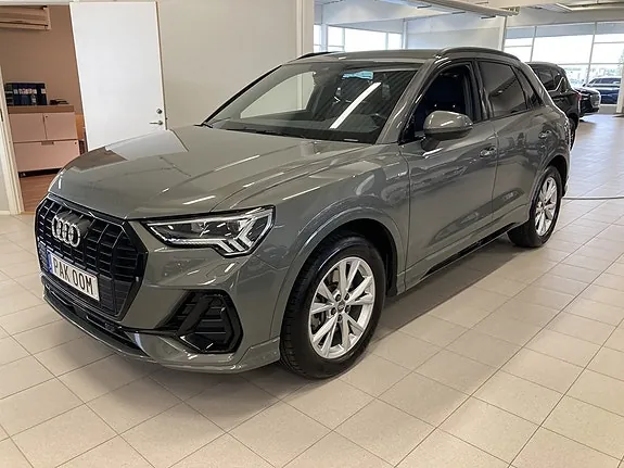 Audi Q3 2019 photo 3