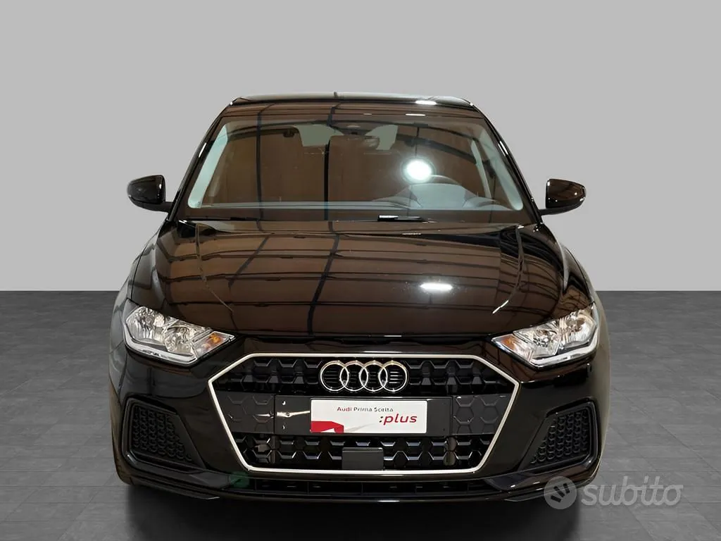 Audi A1 2025 photo 5