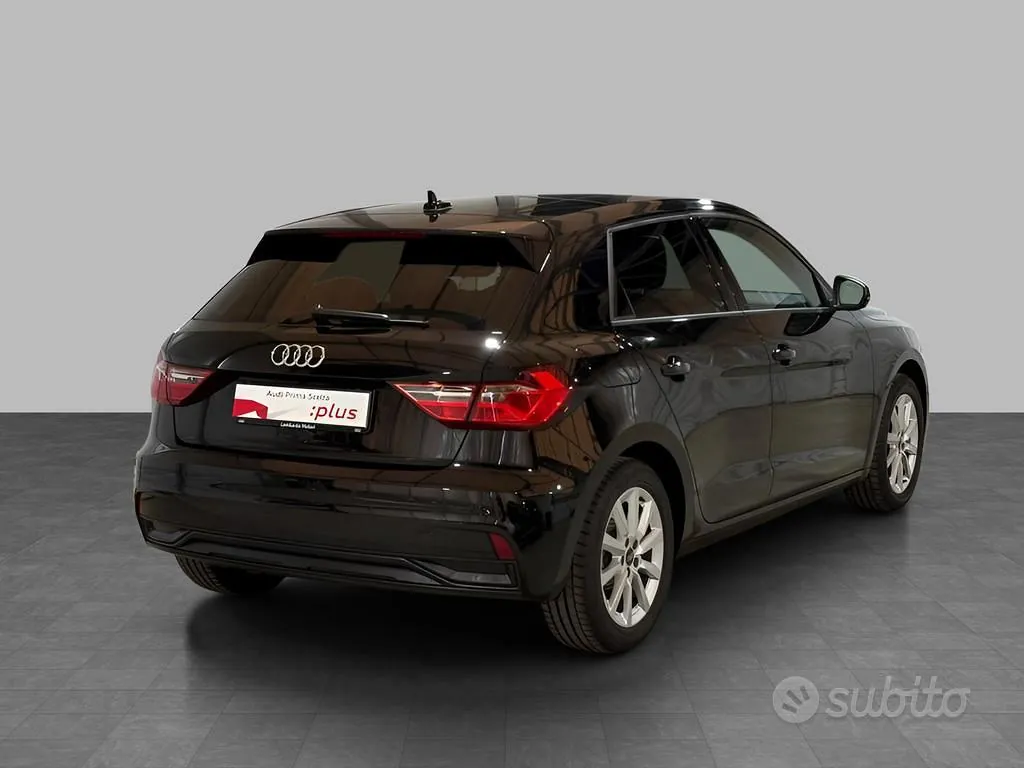 Audi A1 2025 photo 2
