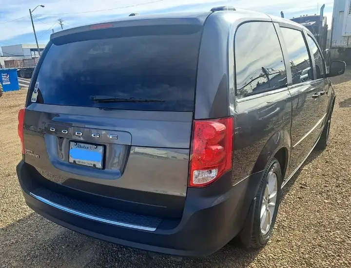 Dodge Grand Caravan 2016 photo 5