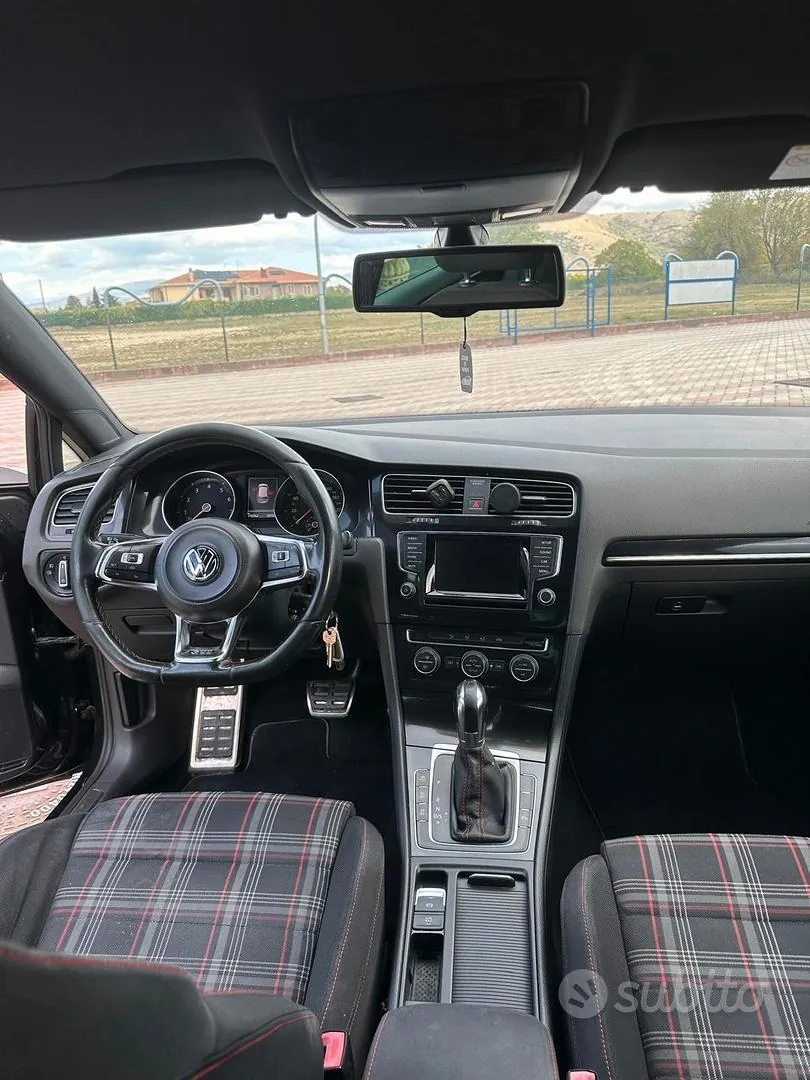 Volkswagen Golf 2015 photo 3