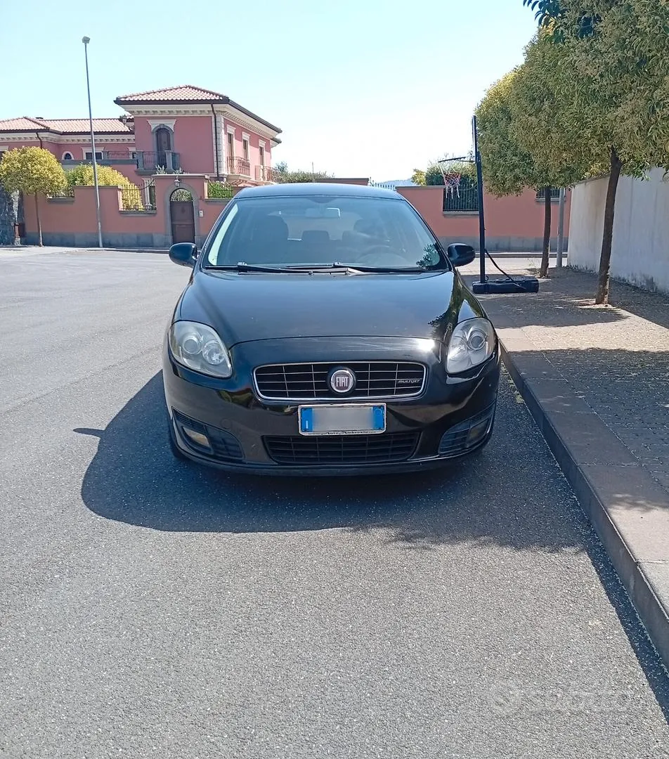 Fiat Croma 2010 photo 4