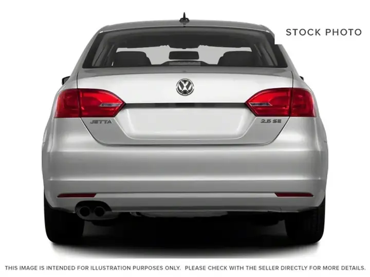 Volkswagen Jetta 2012 photo 4