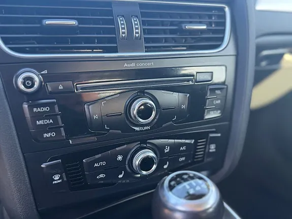 Audi A4 2014 photo 5