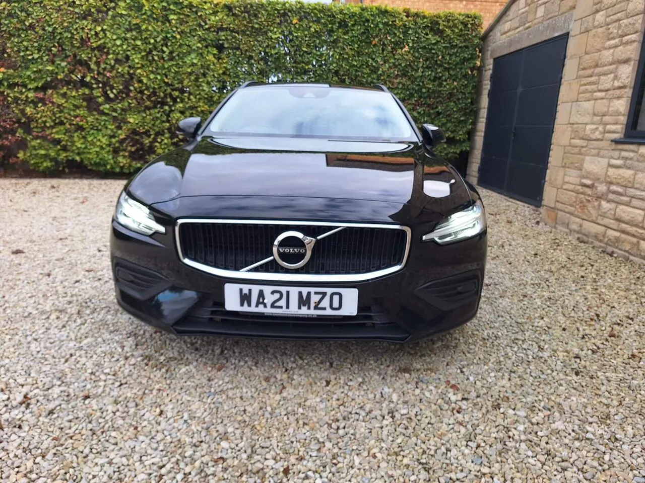 Volvo V60 2021 photo 2