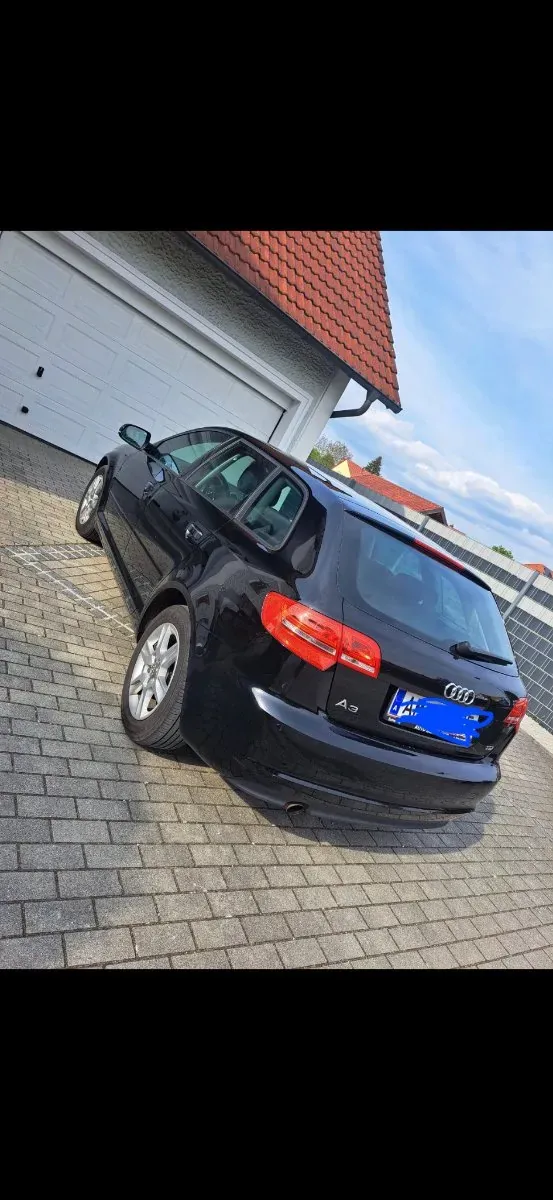Audi A3 2010 photo 2