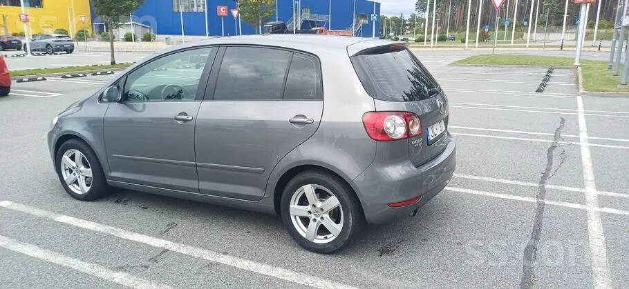 Volkswagen Golf Plus 2012 photo 3