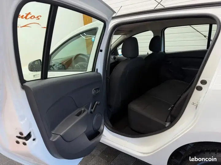 Dacia Sandero 2020 photo 3