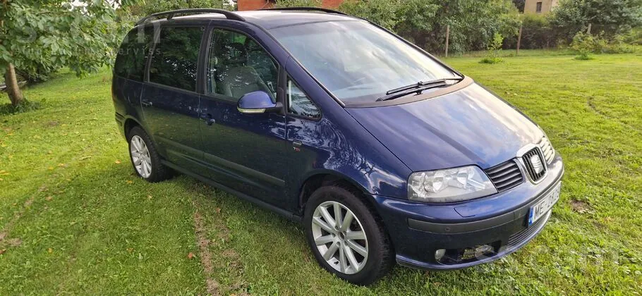 Seat Alhambra 2010 photo 2