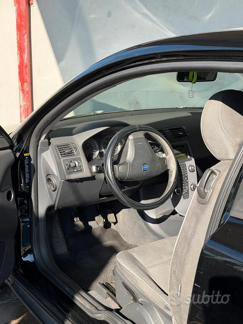 Volvo C30 2009 photo 2