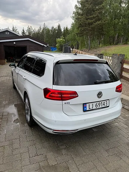 Volkswagen Passat 2018 photo 5