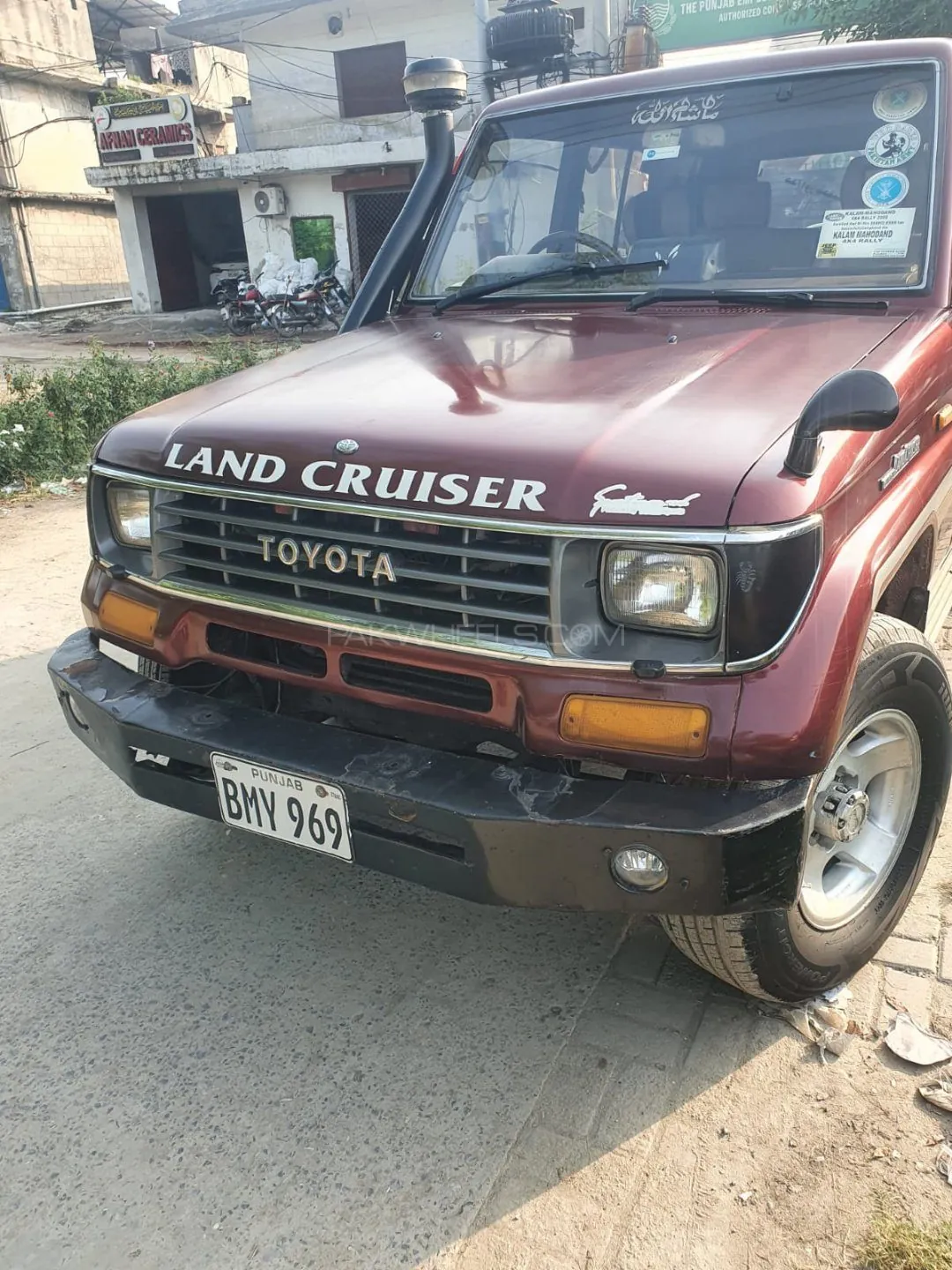 Toyota Land Cruiser