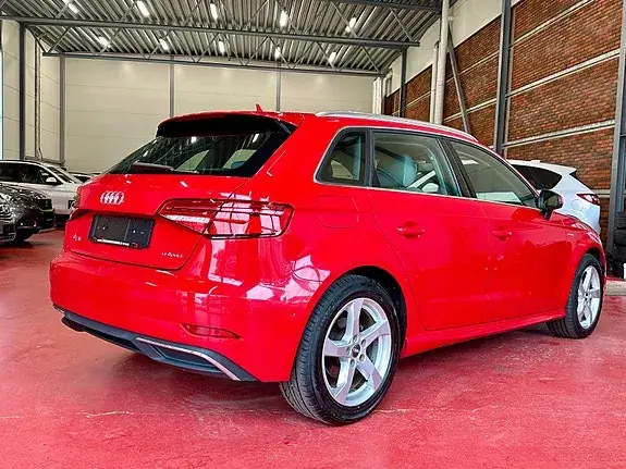 Audi A3 2018 photo 4