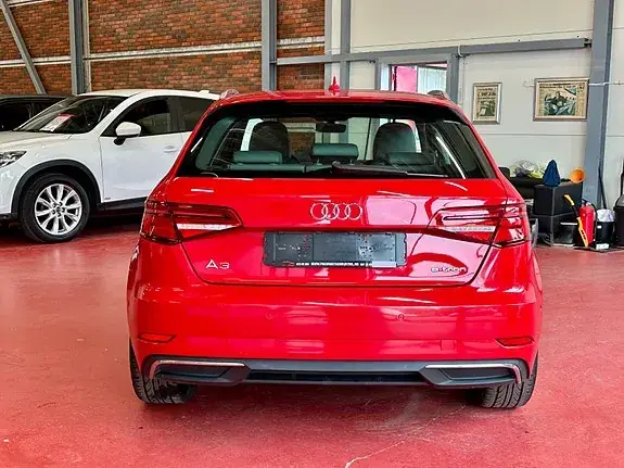 Audi A3 2018 photo 5