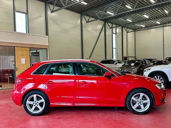 Audi A3 2018 photo 3