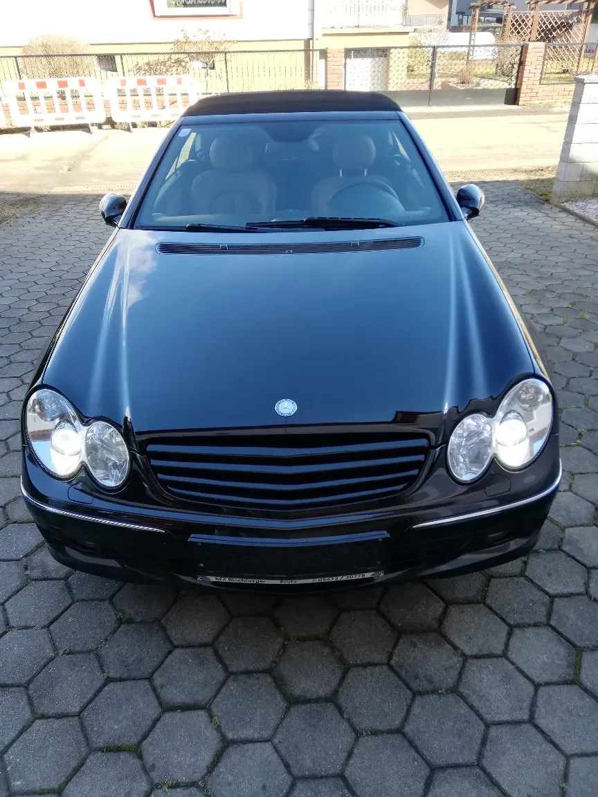 Mercedes-Benz Clk-Class 2007 photo 3