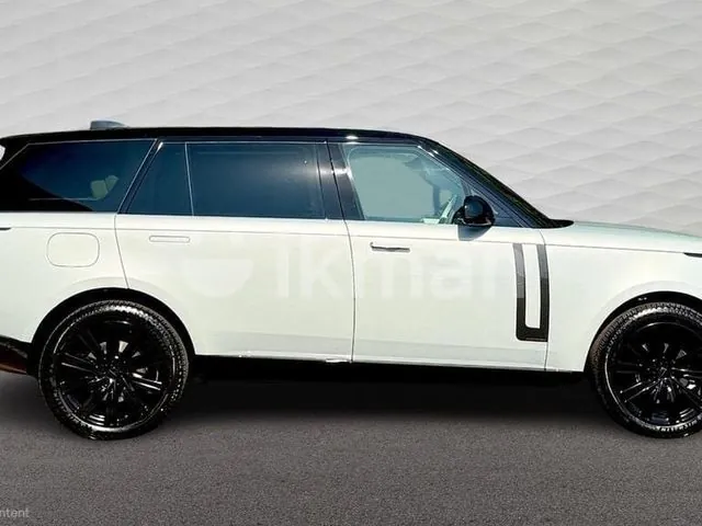 Land Rover Range Rover 2026 photo 3