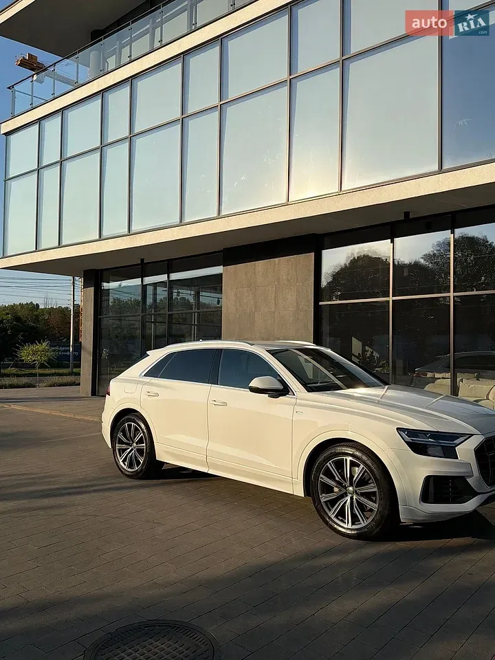 Audi Q8 2020 photo 5